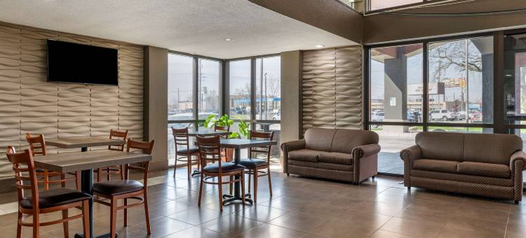 郊区长住酒店(Suburban Studios Lafayette)图片