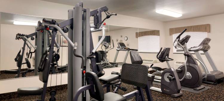 格伦代夫呗盟套房酒店(Baymont by Wyndham Glendive)图片