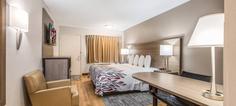 兰辛西红顶酒店-MSU(Red Roof Inn Lansing West - MSU)图片