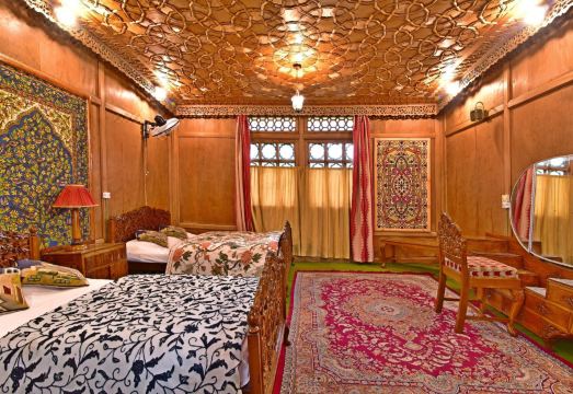 Inshallah Houseboats Hotel Overview