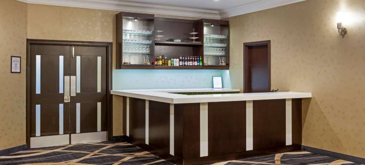 利明顿贝斯特韦斯特优质酒店暨会议中心(Best Western Plus Leamington Hotel  Conference Centre)图片