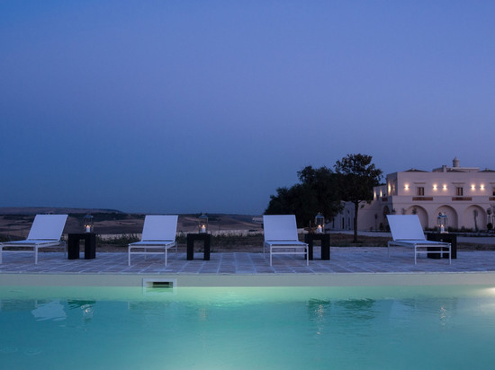 马塞里亚方塔纳生活酒店