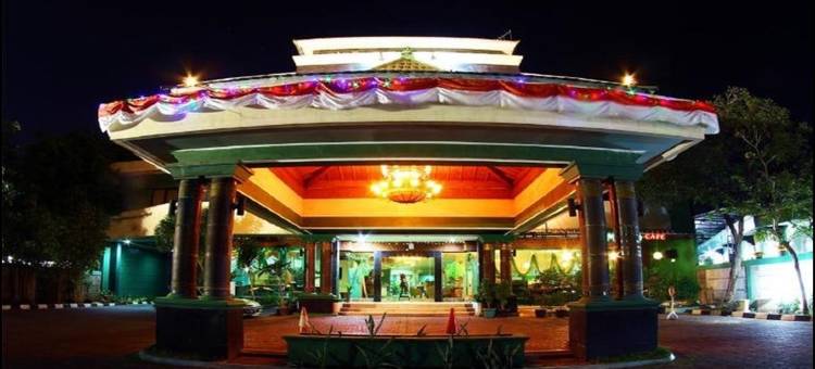 扎姆鲁德酒店和会议厅(Zamrud Hotel & Convention)图片