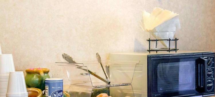 罗德威酒店-穆西克斯克兰顿(Rodeway Inn Moosic - Scranton)图片