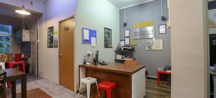 斯波特唐89751贝德站旅馆(Spot on 89751 Bed Station Guest House)图片