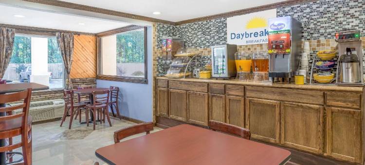 拉沃尼亚戴斯酒店(Days Inn by Wyndham Lavonia)图片