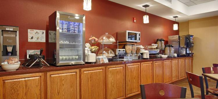 伍德兰德山贝斯特韦斯特优质套房酒店(Best Western Plus Woodland Hills Hotel  Suites)图片