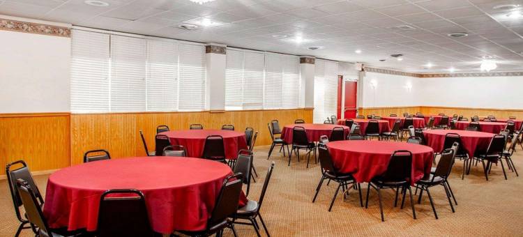 牛顿伊克诺旅馆(Econo Lodge Inn & Suites)图片