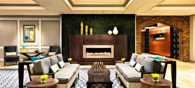 弗雷明汉喜来登酒店及会议中心(Sheraton Framingham Hotel & Conference Center)图片