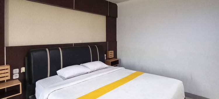 RedDoorz Near Poso City Mall图片