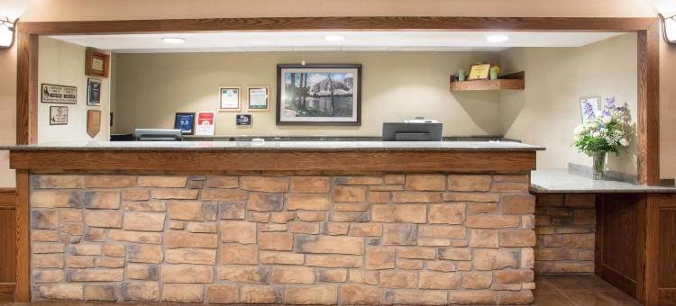 拉勒米美吟温德姆酒店-近怀俄明大学(AmericInn by Wyndham Laramie Near University of Wyoming)图片