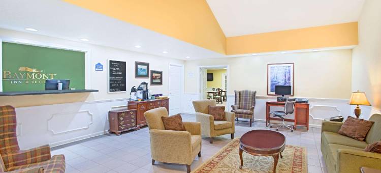 森林之城温德姆呗盟套房酒店(Baymont by Wyndham Forest City)图片