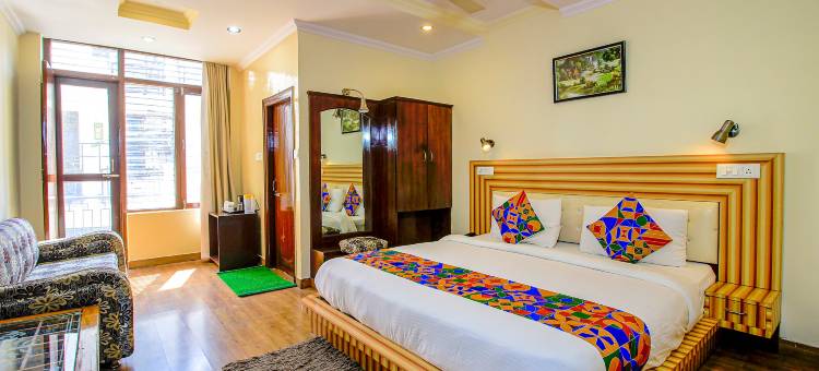 Fabhotel Moon II图片