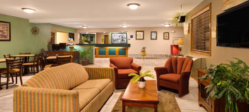 林奇堡温德姆速8酒店(Super 8 by Wyndham Lynchburg VA)图片