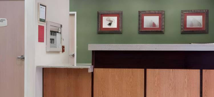 库恩拉匹兹呗盟温德姆酒店(Baymont by Wyndham Coon Rapids)图片