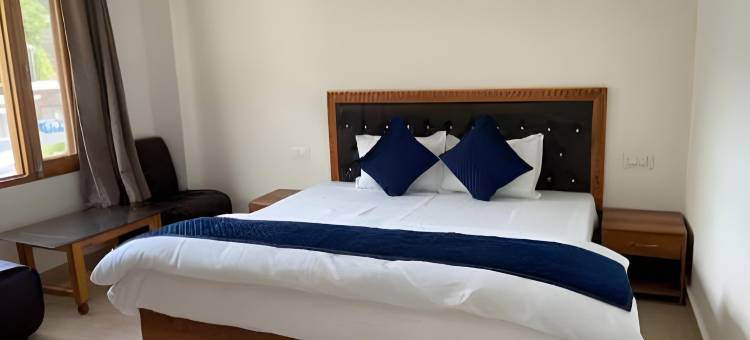 Hotel Midway Inn图片