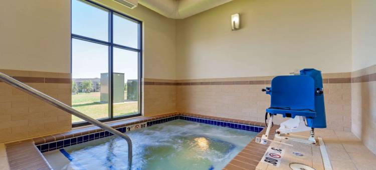 俾斯麦I-94舒眠套房酒店(Sleep Inn & Suites Bismarck I-94)图片