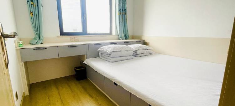 荣成海世界海景小住公寓(海湾南路分店)图片