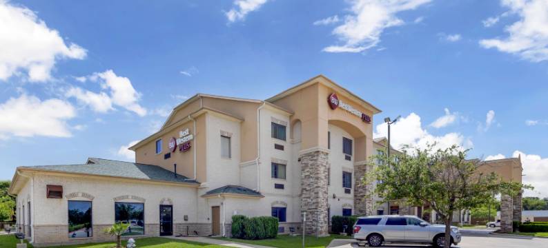 伯利森贝斯特韦斯特优质套房酒店(Best Western Plus Burleson Inn  Suites)图片