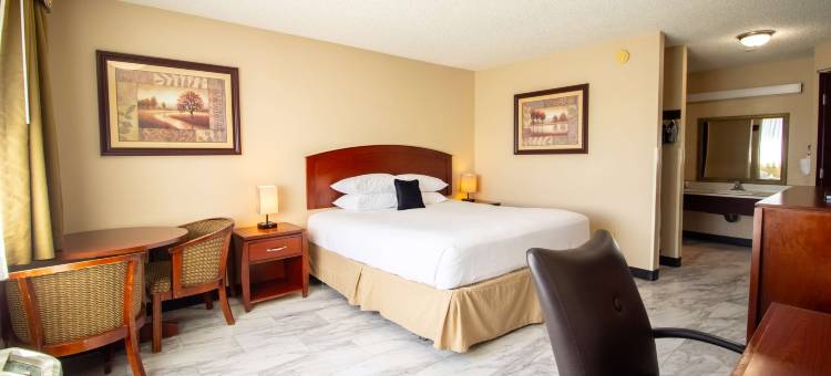 温哥华红狮套房酒店(Red Lion Inn & Suites Vancouver)图片