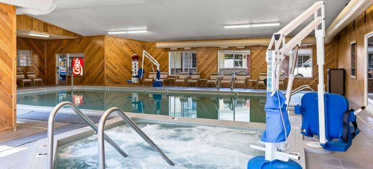 港泉贝斯特韦斯特酒店(Best Western of Harbor Springs)图片