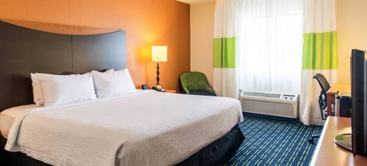 坎图万枫套房酒店(Fairfield Inn & Suites Canton)图片