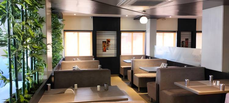 维贾亚普拉基里亚德酒店-OTHPL(Kyriad Hotel Vijayapura)图片