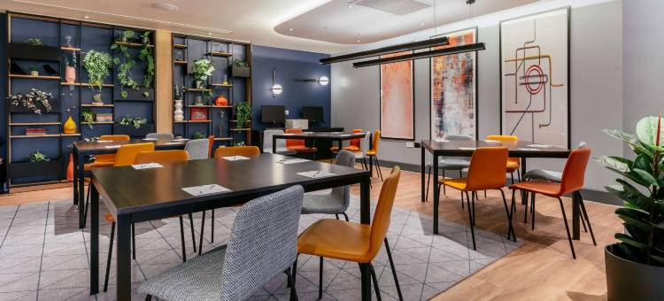 伦敦皇家公园希尔顿欢朋酒店(Hampton by Hilton London Park Royal)图片