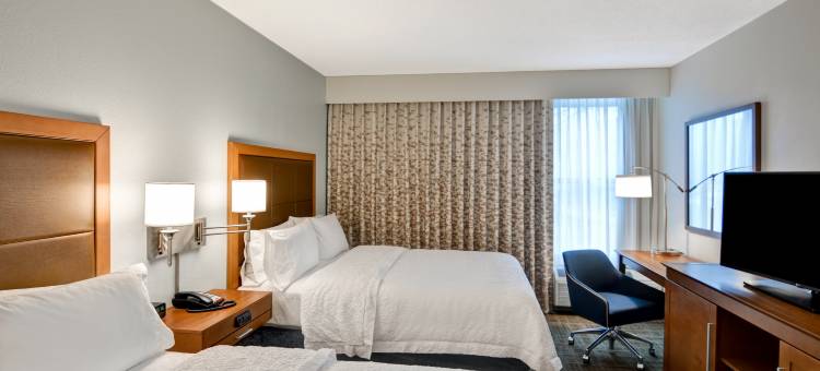 州立学院欢朋酒店(Hampton Inn State College)图片