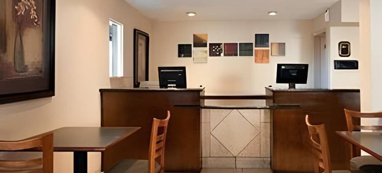 恩西尼塔斯月光海滩戴斯酒店(Days Inn by Wyndham Encinitas Moonlight Beach)图片