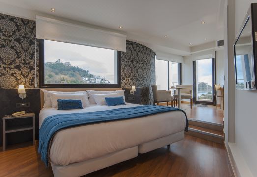 Sercotel Codina Hotel Overview