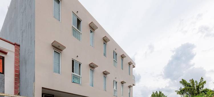 塔曼帕勒姆红多兹酒店(RedDoorz Near Taman Palem)图片