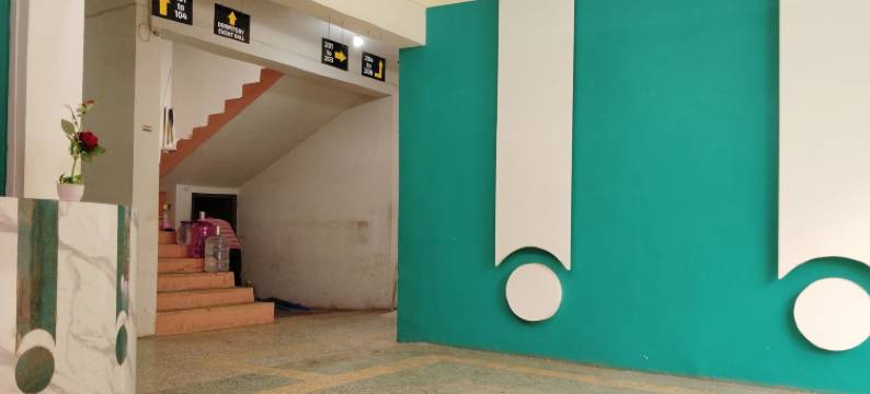 6 CR酒店纳塔拉杰奥兰加巴德(6 CR Hotel Natraj Railway Station)图片