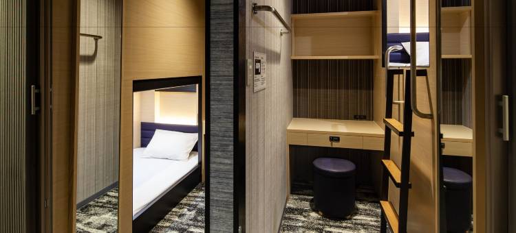 Y's胶囊酒店-那霸国际通(Y's Cabin&Hotel Naha Kokusai Street)图片