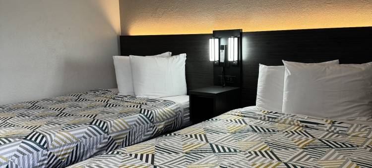 布雷登顿6号汽车旅馆(Motel 6 Bradenton, FL)图片