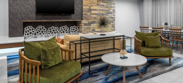落基山城万枫套房酒店(Fairfield Inn & Suites Rocky Mount)图片