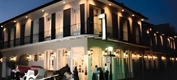 新奥尔良城堡酒店(Chateau Hotel)图片