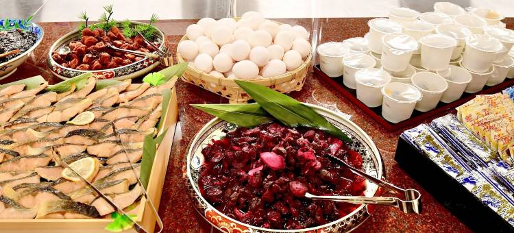 冈山站前环球酒店(Okayama Ekimae Universal Hotel)图片