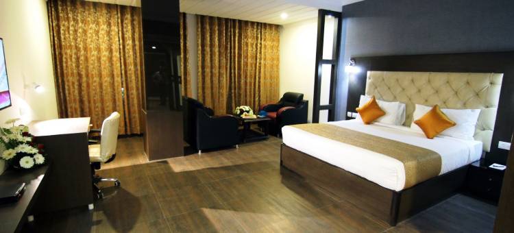 特立尼塔尔花园酒店(Hotel Trinetar Gardens)图片