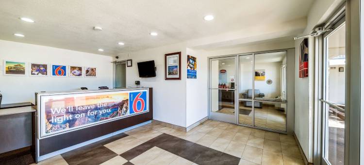 法默斯布兰奇6号汽车旅馆(Motel 6 Dallas, TX - Farmers Branch)图片