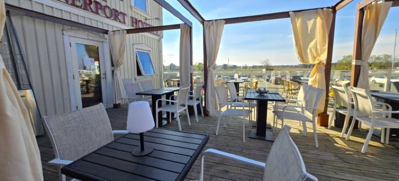 瓦内尔港湖滨(Vänerport Lakefront Hotell)图片