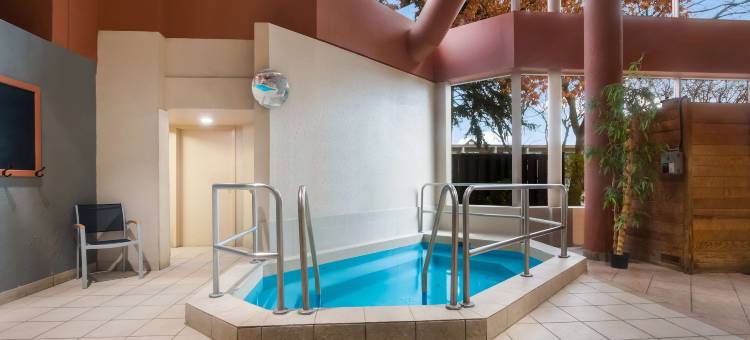 圣凯瑟琳斯贝斯特韦斯特酒店及会议中心(Best Western St Catharines Hotel  Conference Centre)图片