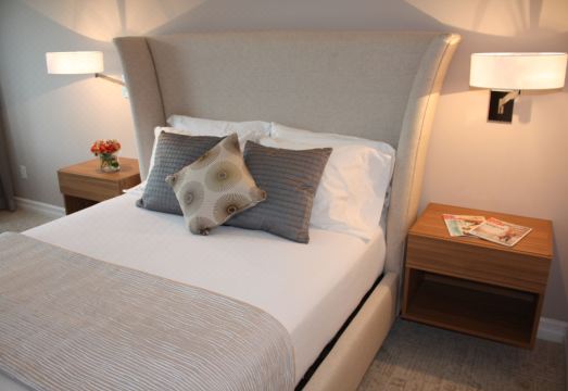 Erik's Retreat Hotel Overview