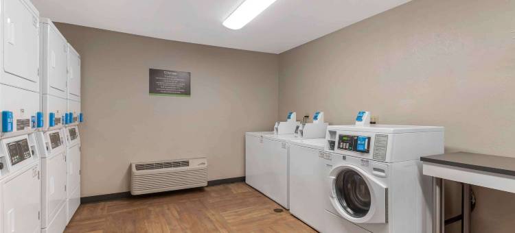 Extended Stay America Select Suites - 夏洛特 - 泰沃拉路(Extended Stay America Select Suites - Charlotte - Tyvola Rd)图片