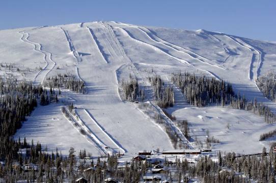 芙哈特瓦伦芙特斯蒂根度假屋酒店(Holiday Home Fjätervålen Fjätstigen)