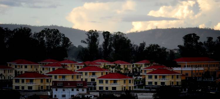 马达加斯加金孔雀酒店(Madagascar Golden Peacock Hotel)图片
