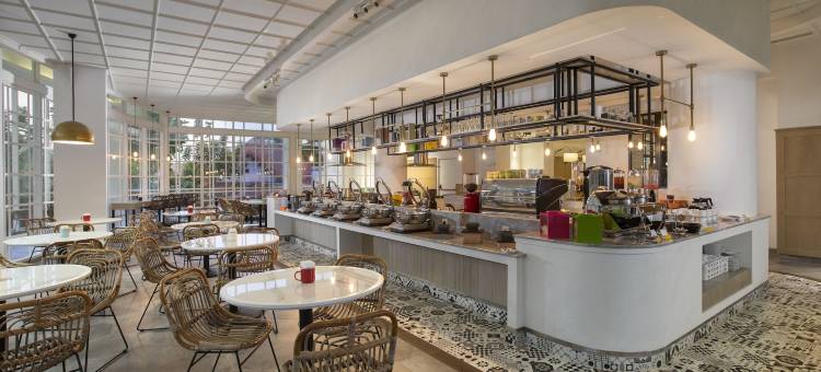 泗水坎皮通均甘酒店(Kampi Hotel Tunjungan - Surabaya)图片