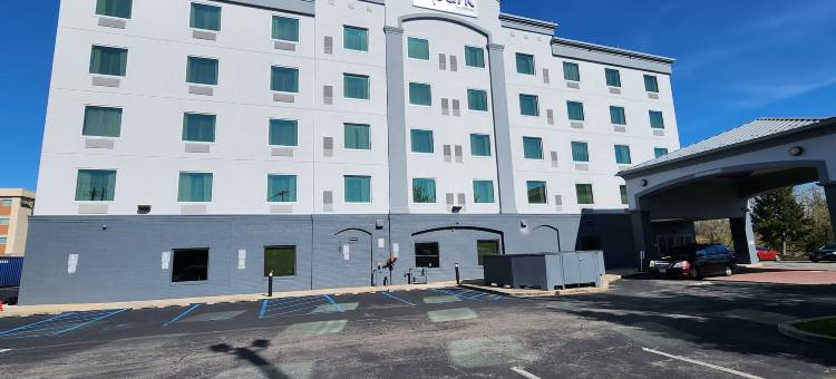 Spark by Hilton Rahway图片