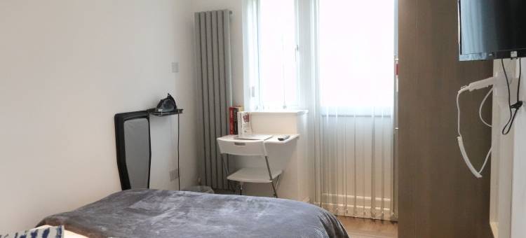 Grand Airport Ensuites大厅(Private Bathroom Rooms- Near Heathrow - Near Shops)图片