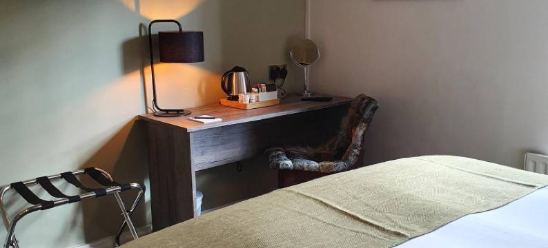 教练与马酒店(The Coach and Horses)图片